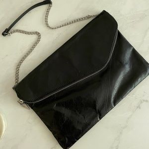 Hobo Daria Leather Clutch/Shoulder bag
